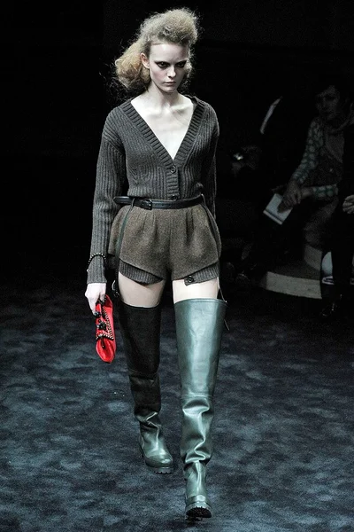 Look 5